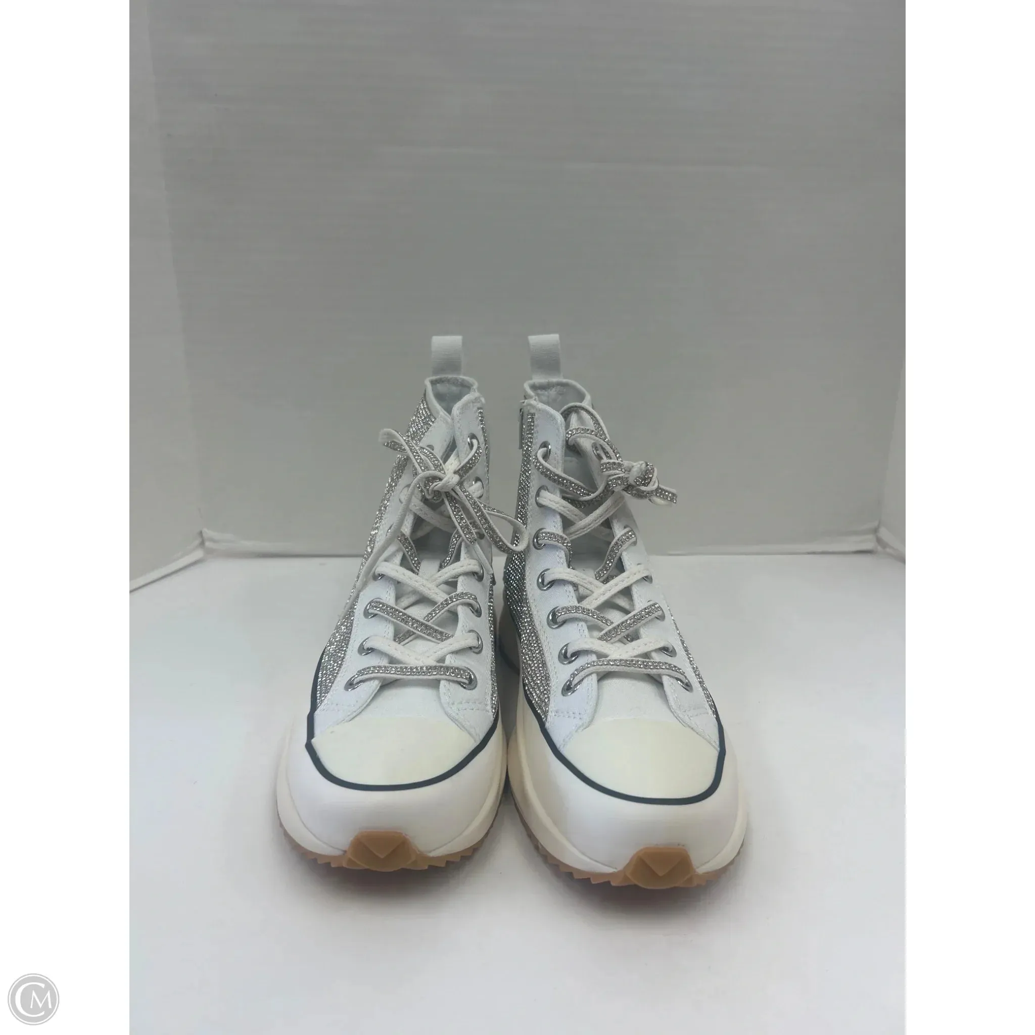 Shoes Sneakers By Steve Madden In White, Size: 10