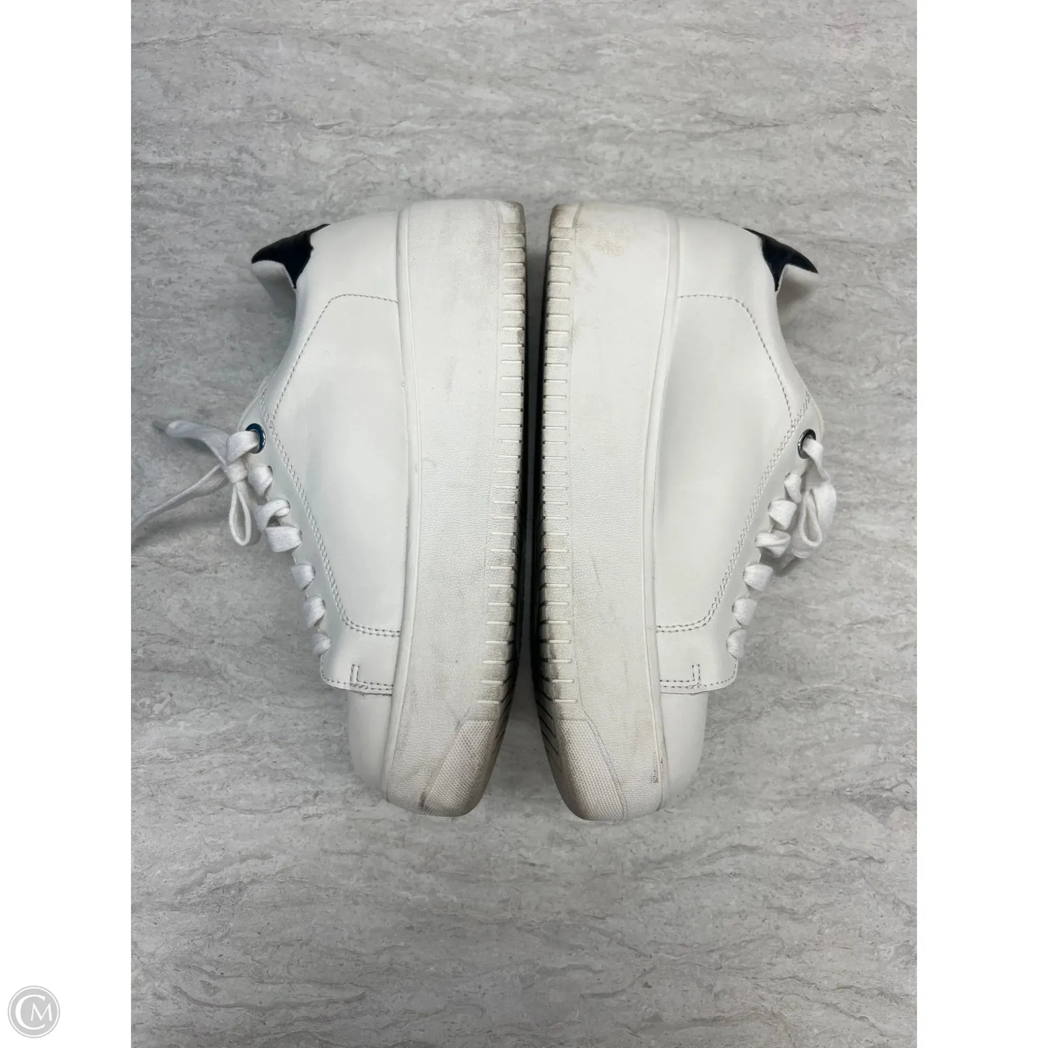 Shoes Sneakers By Steve Madden In White, Size: 6.5 steve madden