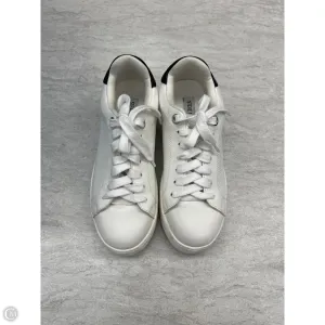 Shoes Sneakers By Steve Madden In White, Size: 6.5 steve madden