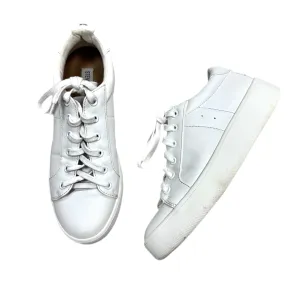 Shoes Sneakers By Steve Madden In White, Size: 9 steve madden