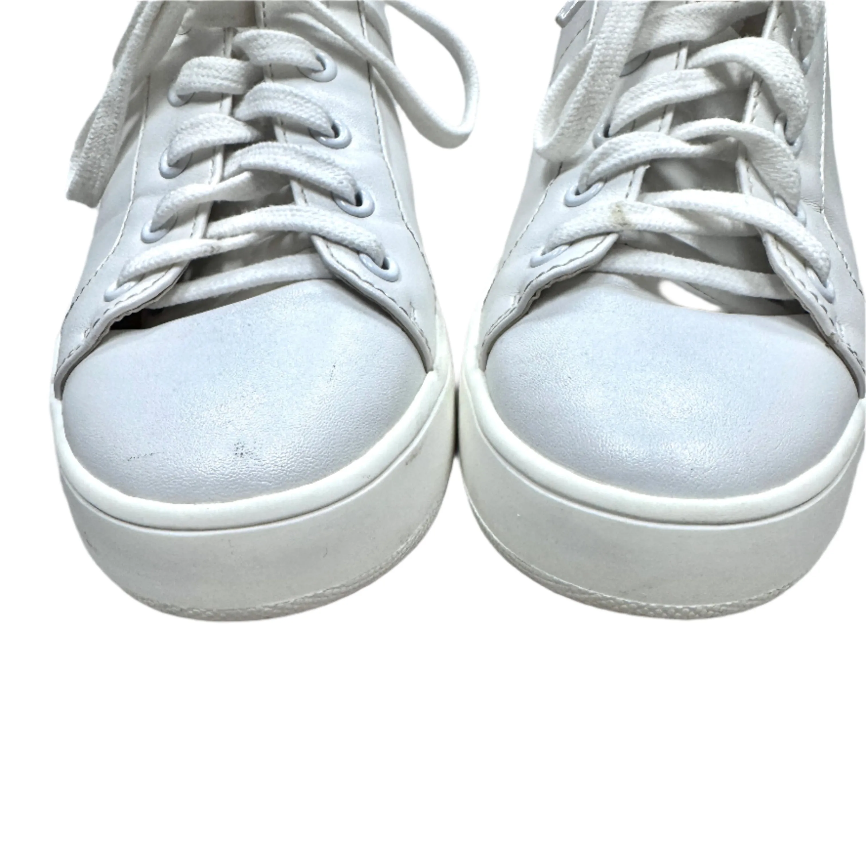 Shoes Sneakers By Steve Madden In White, Size: 9 steve madden