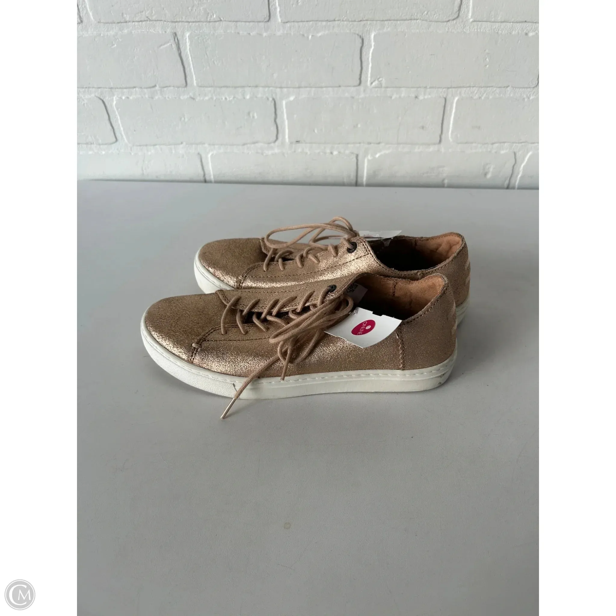 Shoes Sneakers By Toms In Gold, Size: 6.5 toms