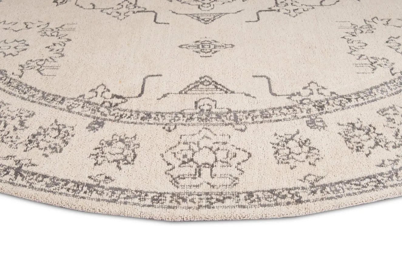 Sienna Beige and Black Scandi Pattern Round Rug *NO RETURNS UNLESS FAULTY