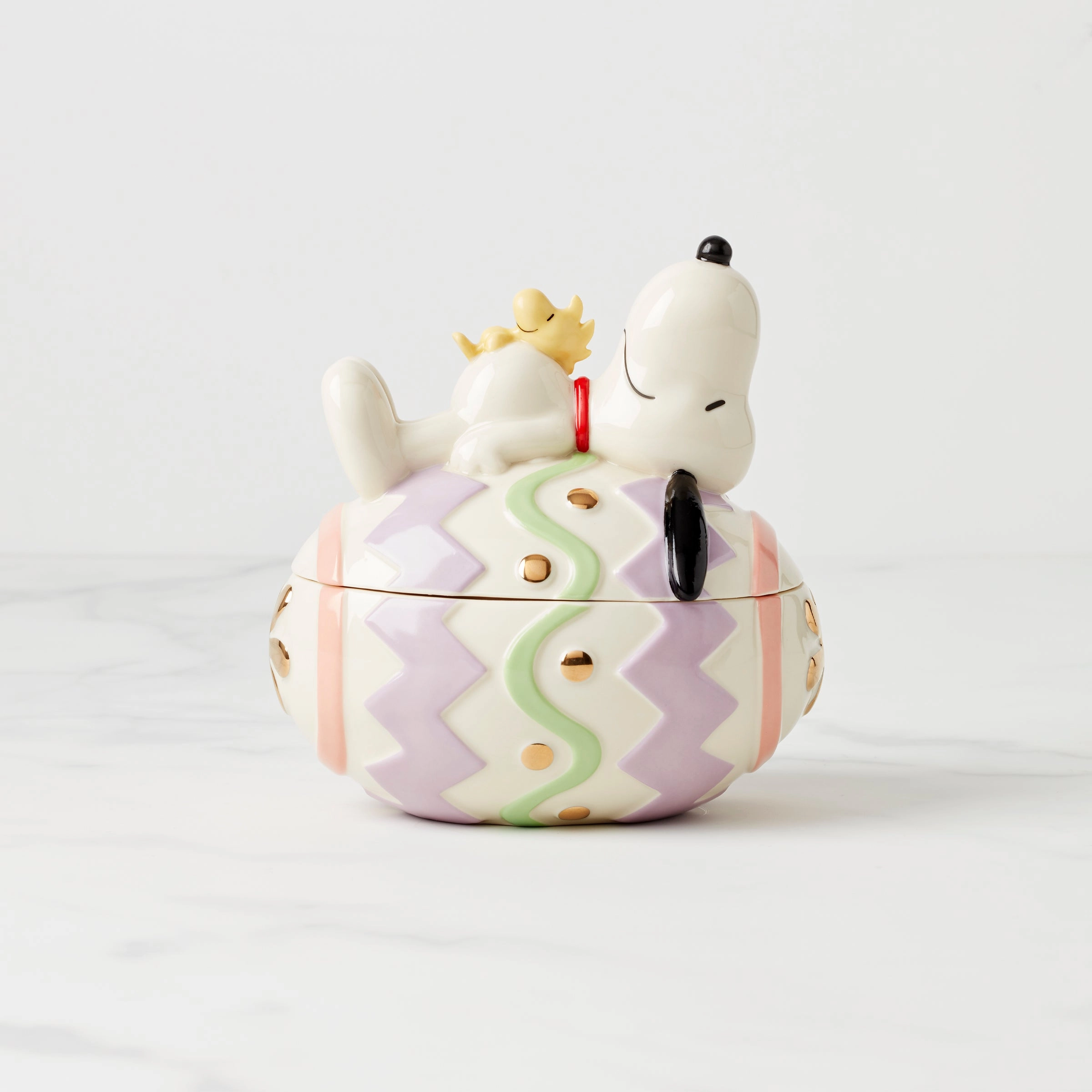 Snoopy Easter Covered Candy Dish