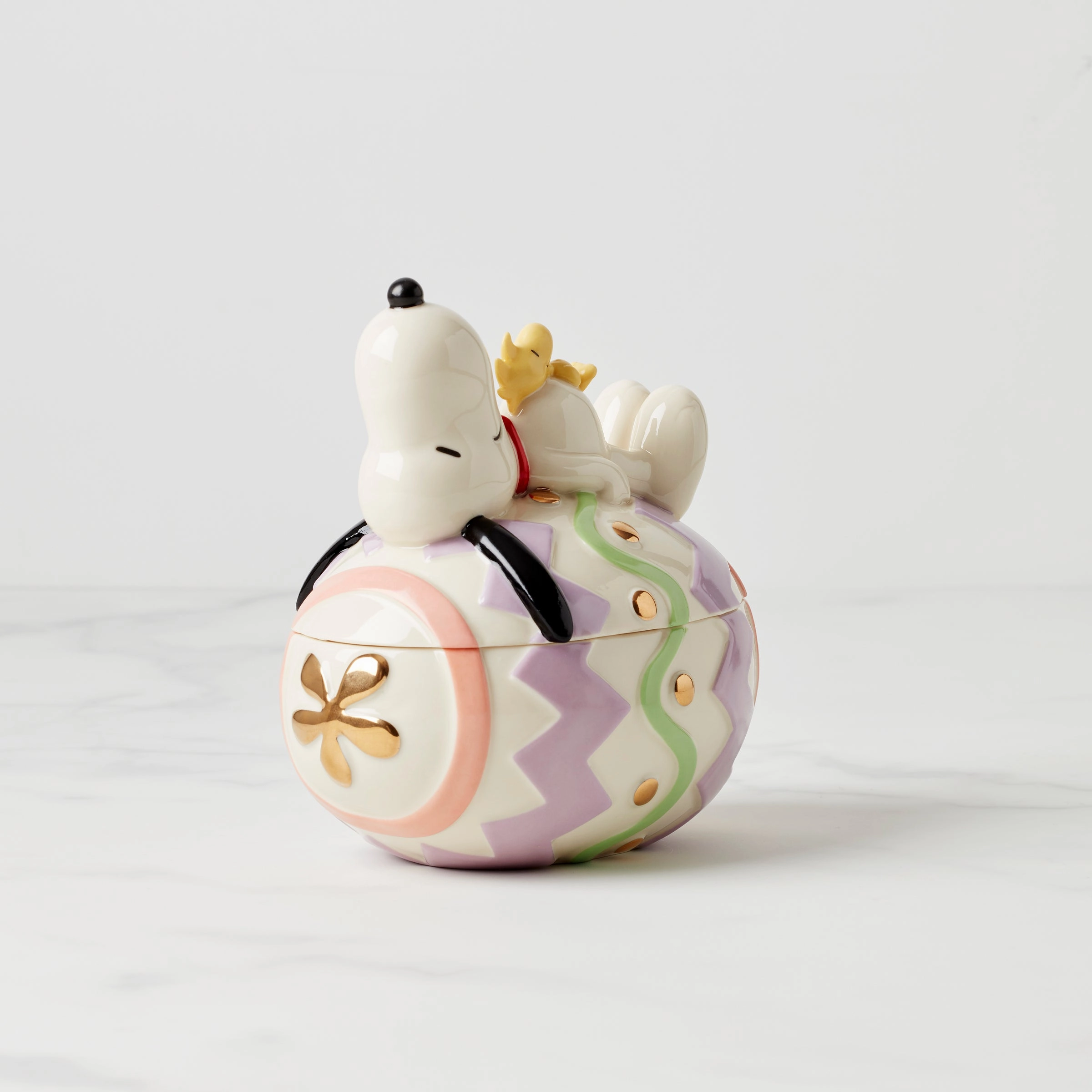 Snoopy Easter Covered Candy Dish