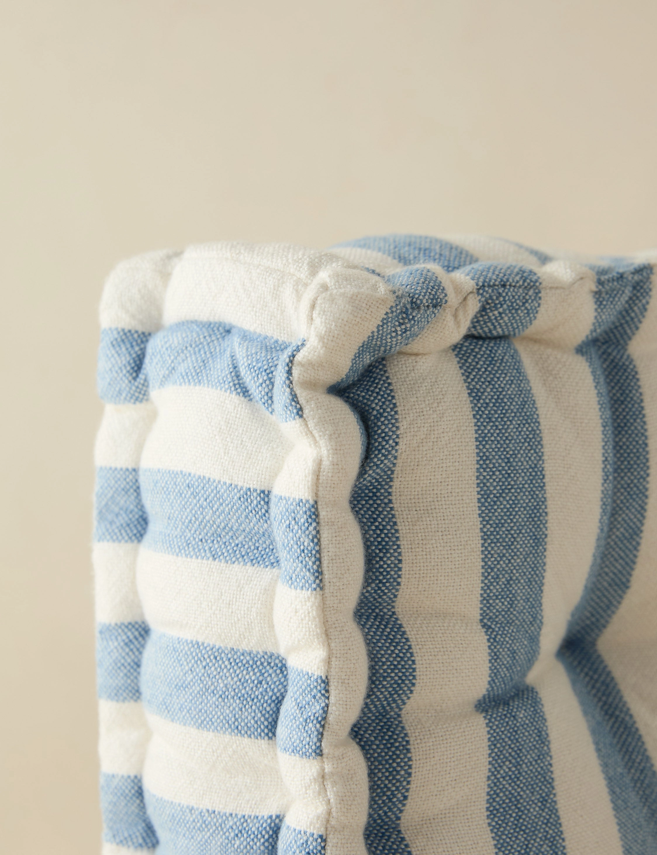Sunday Indoor / Outdoor Box Pillow
