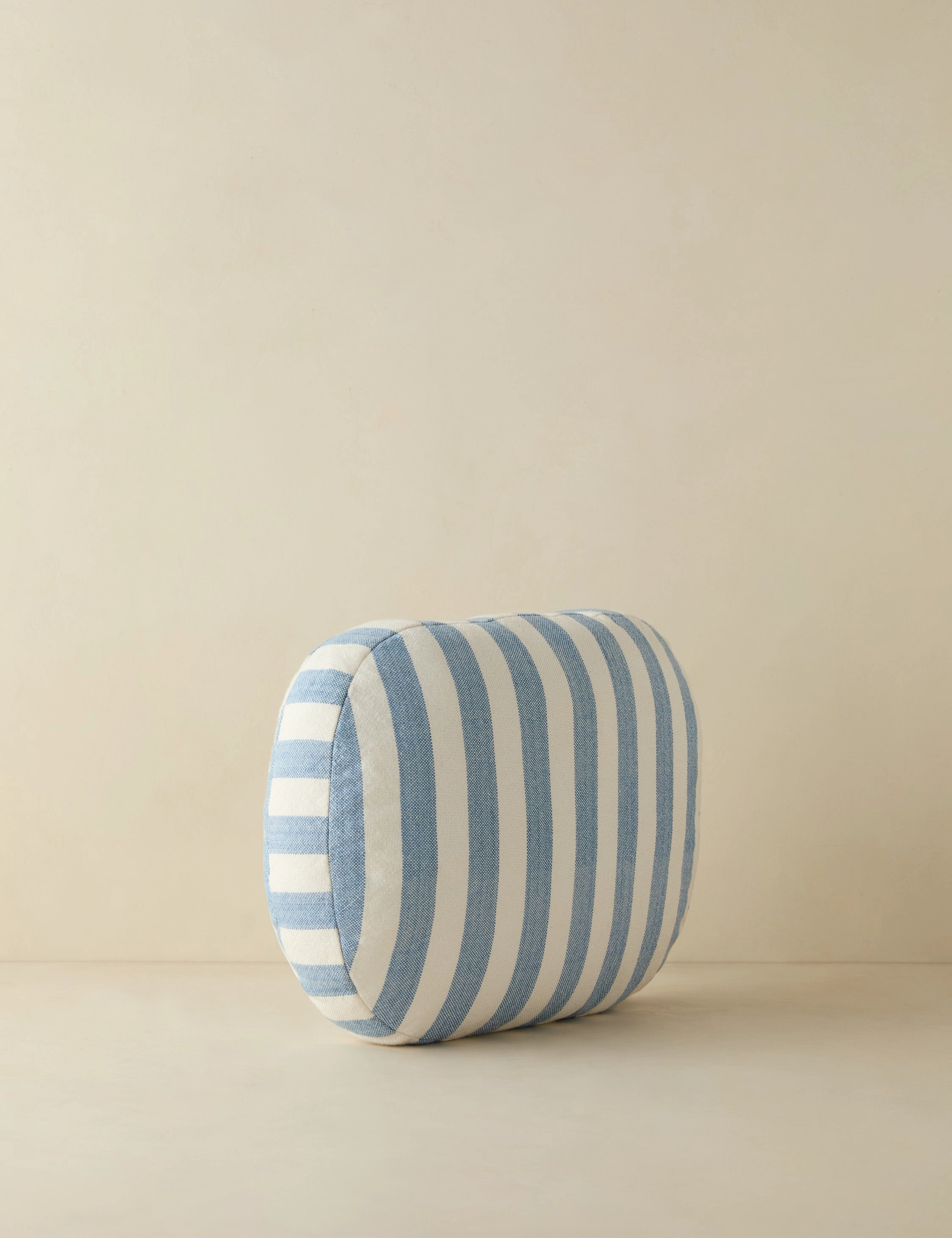 Sunday Indoor / Outdoor Pill Pillow