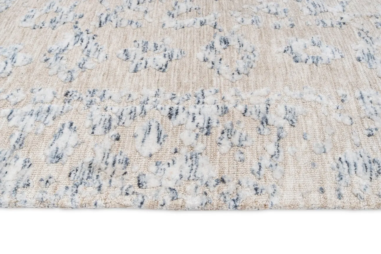 Sylvie Blue and Ivory Floral Transitional Rug *NO RETURNS UNLESS FAULTY