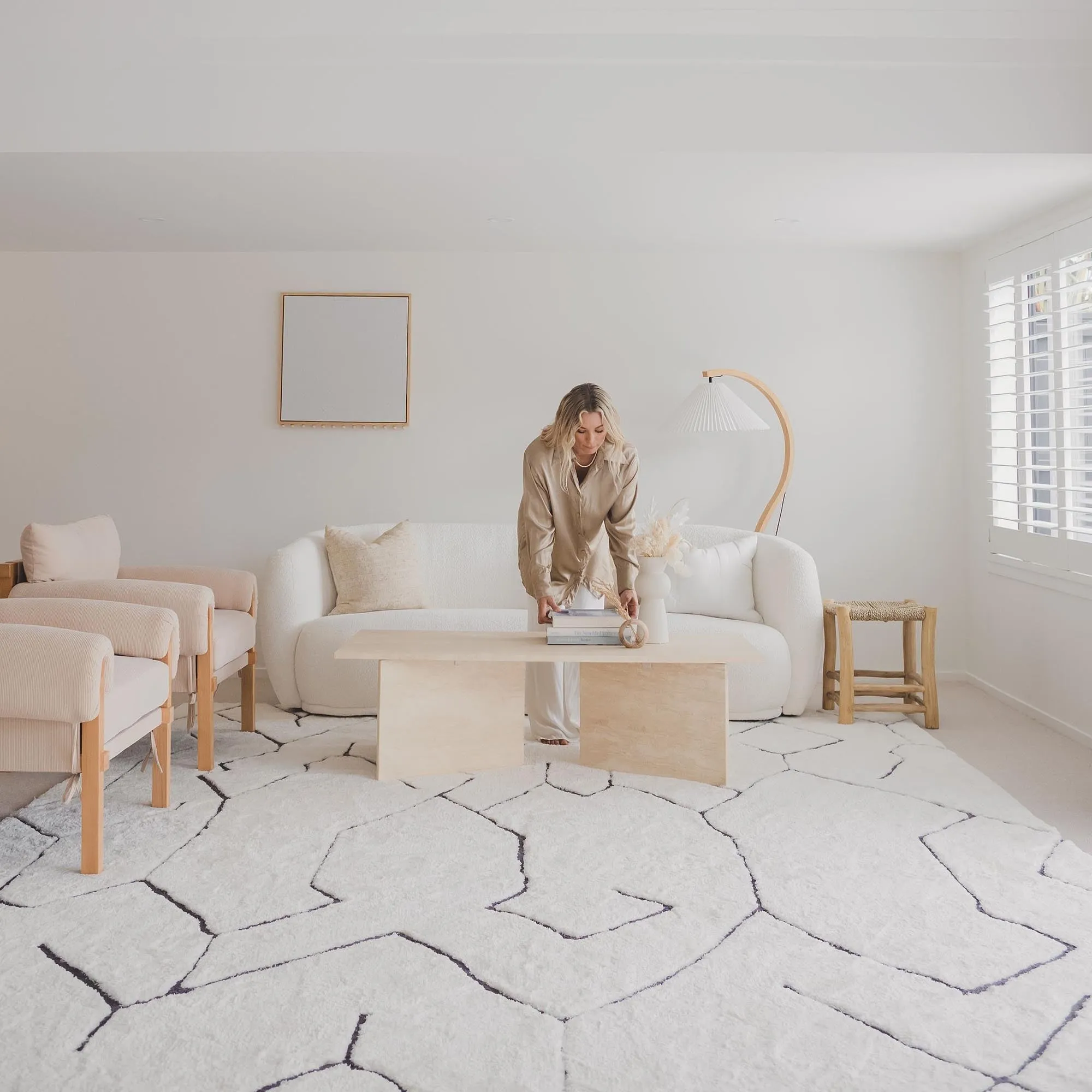 Tahlee Cream and Charcoal Grey Tribal Shag Rug