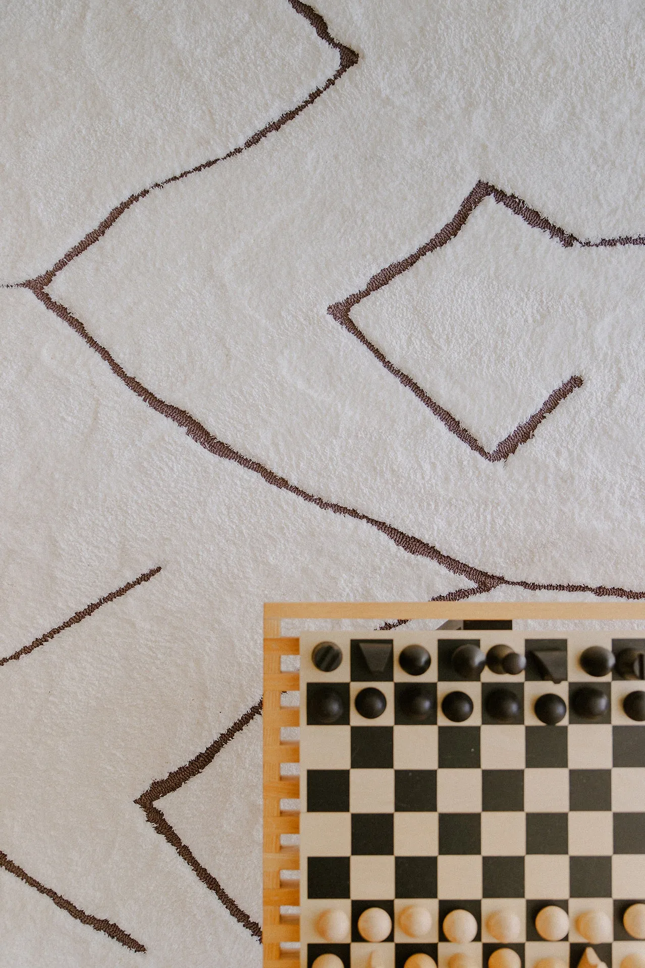 Tahlee Cream and Charcoal Grey Tribal Shag Rug