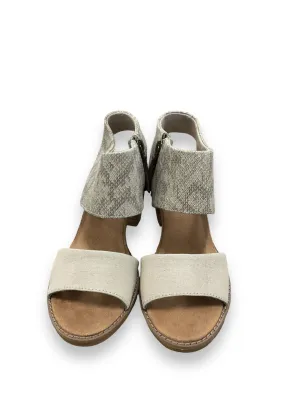 Tan Shoes Heels Block Toms, Size 5.5 toms