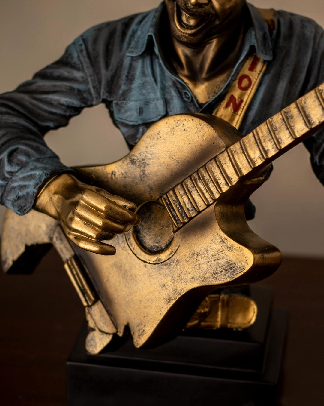 The Blues - Musician Playing Guitar Bust