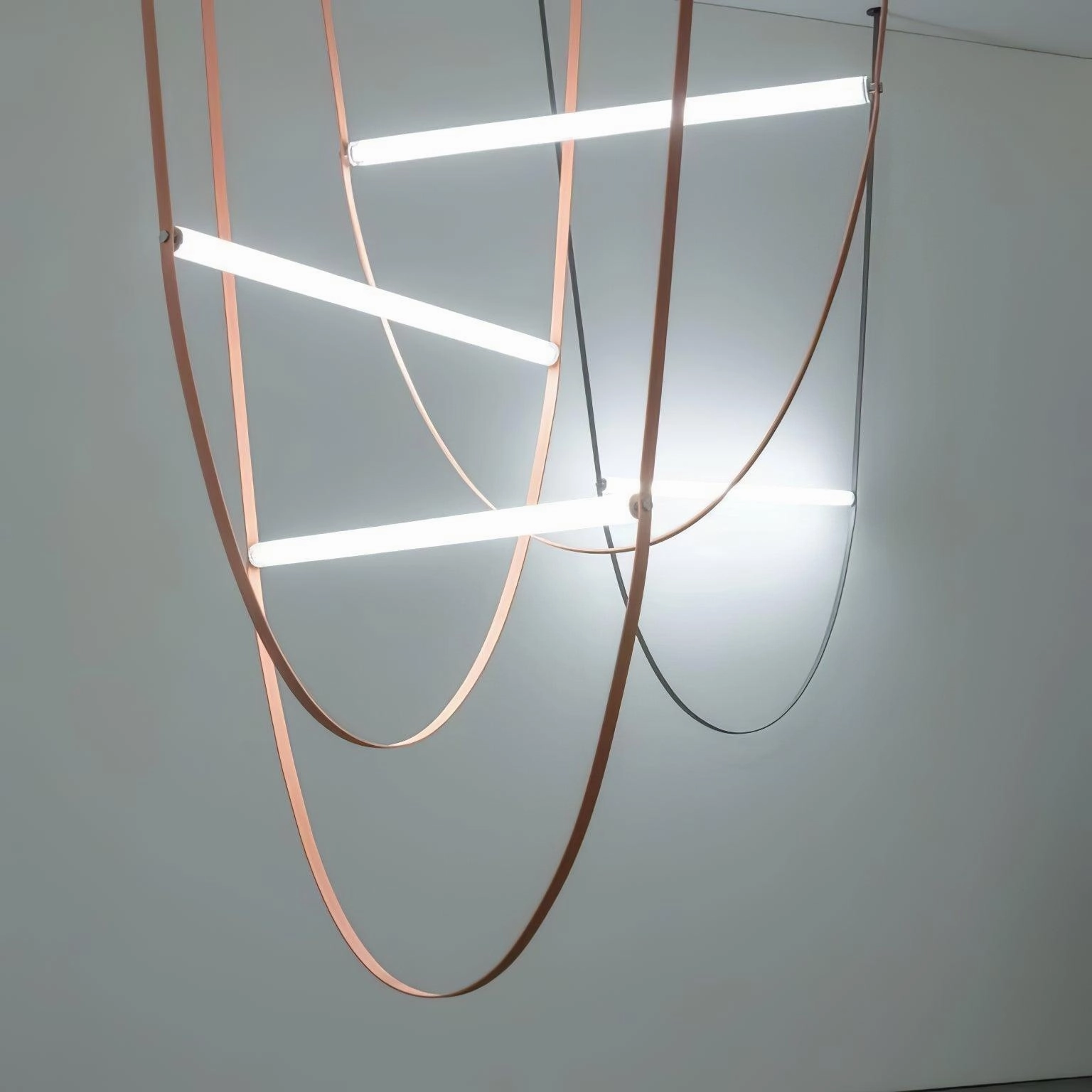 Tracer Belt Pendant Lamp