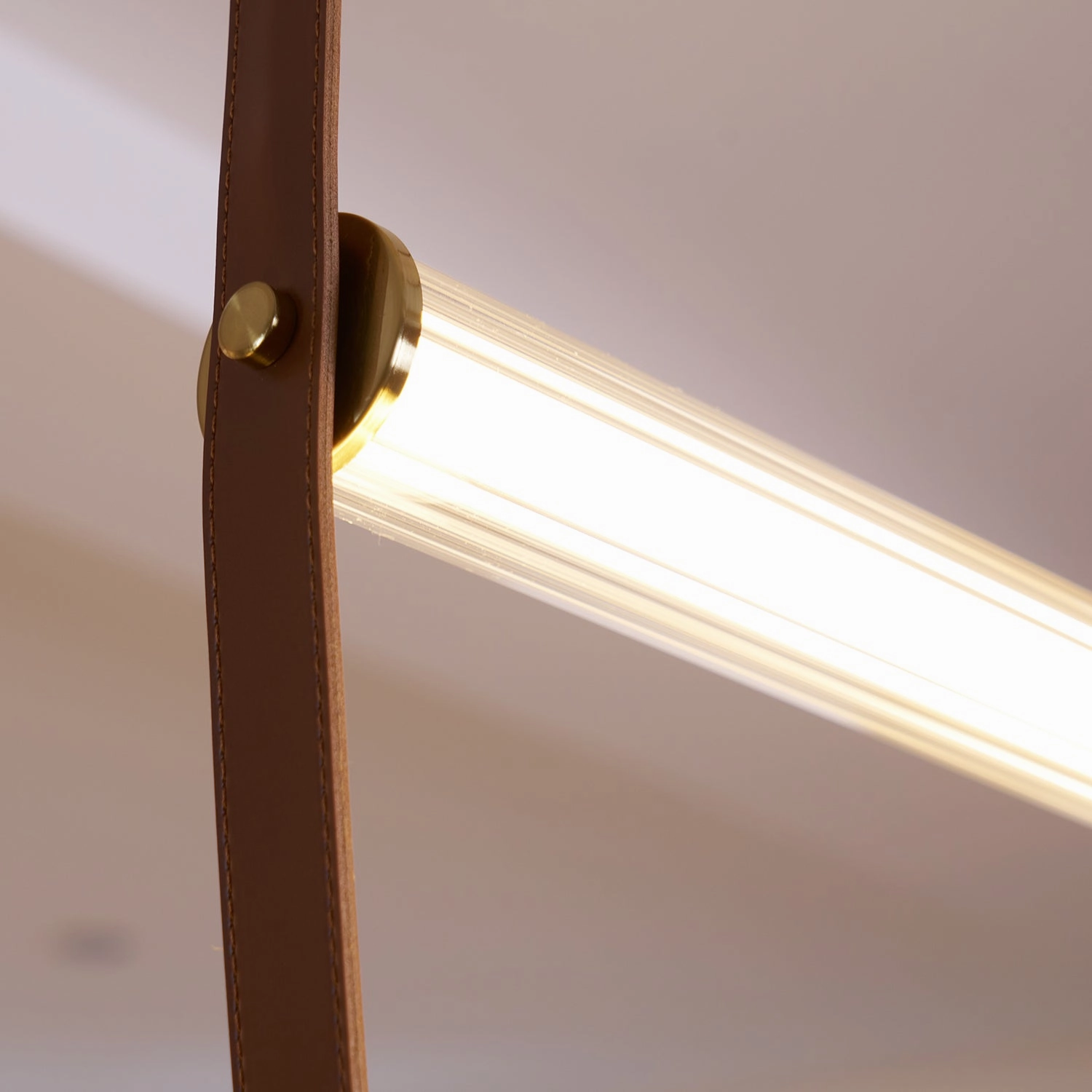 Tracer Belt Pendant Lamp
