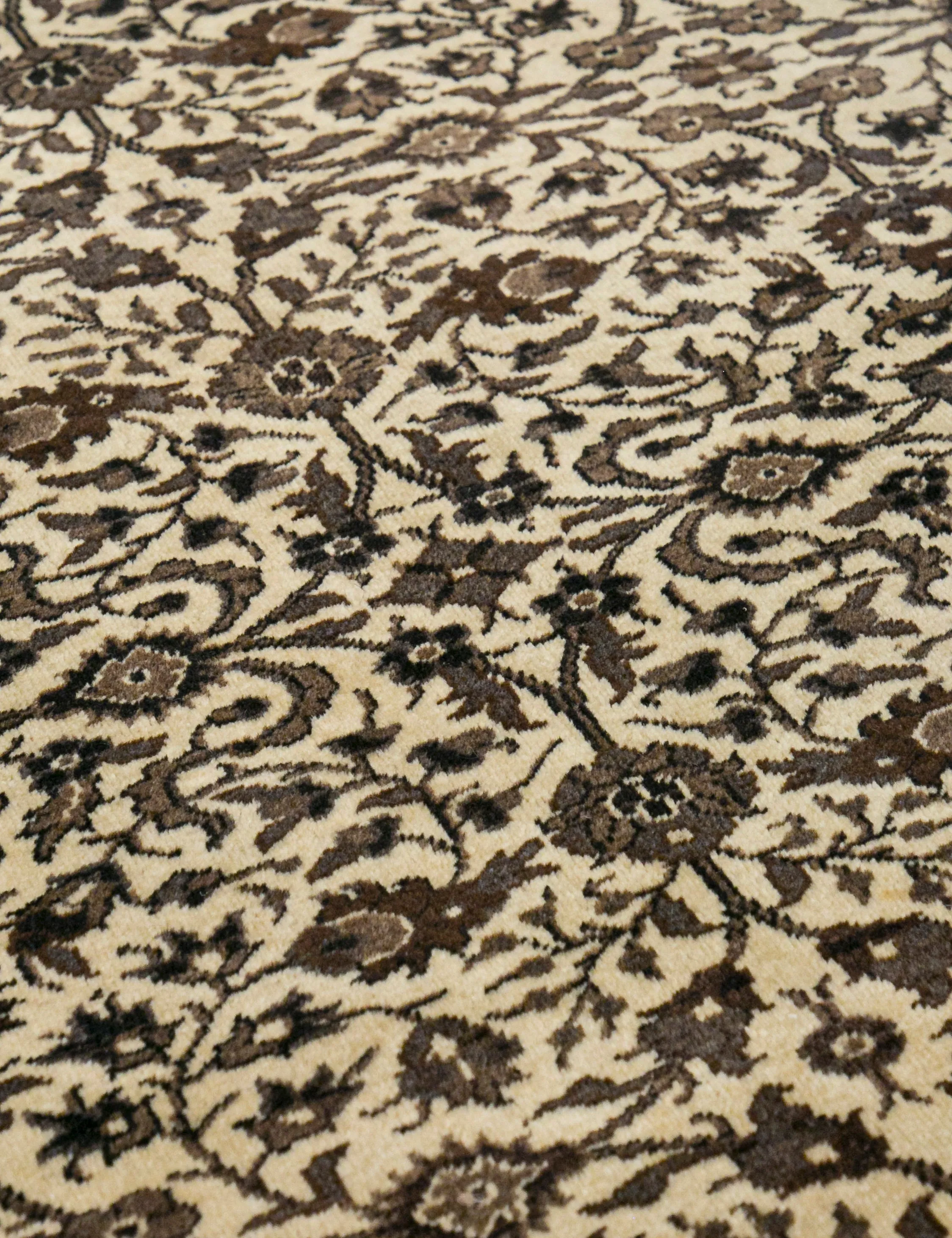 Vintage Turkish Hand-Knotted Wool Rug No. 458, 4'11" x 7'3"
