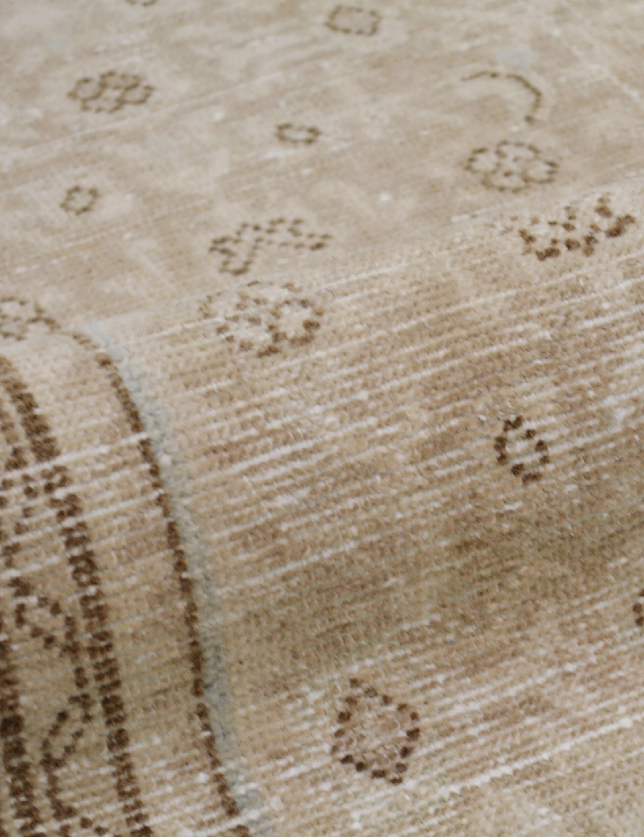 Vintage Turkish Hand-Knotted Wool Runner Rug No. 258, 3'4" x 9'5"