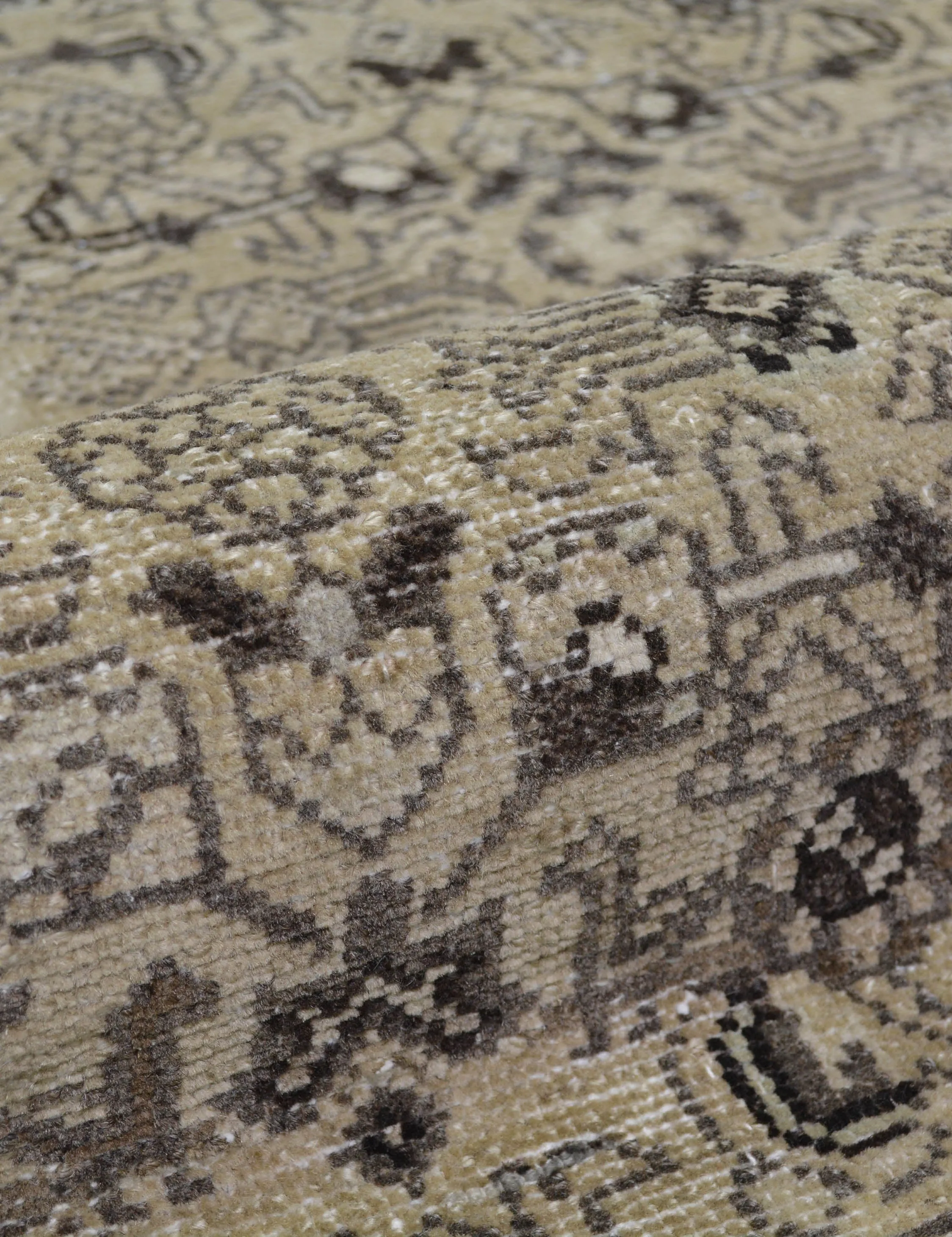 Vintage Turkish Hand-Knotted Wool Runner Rug No. 266, 2'8" x 8'8"