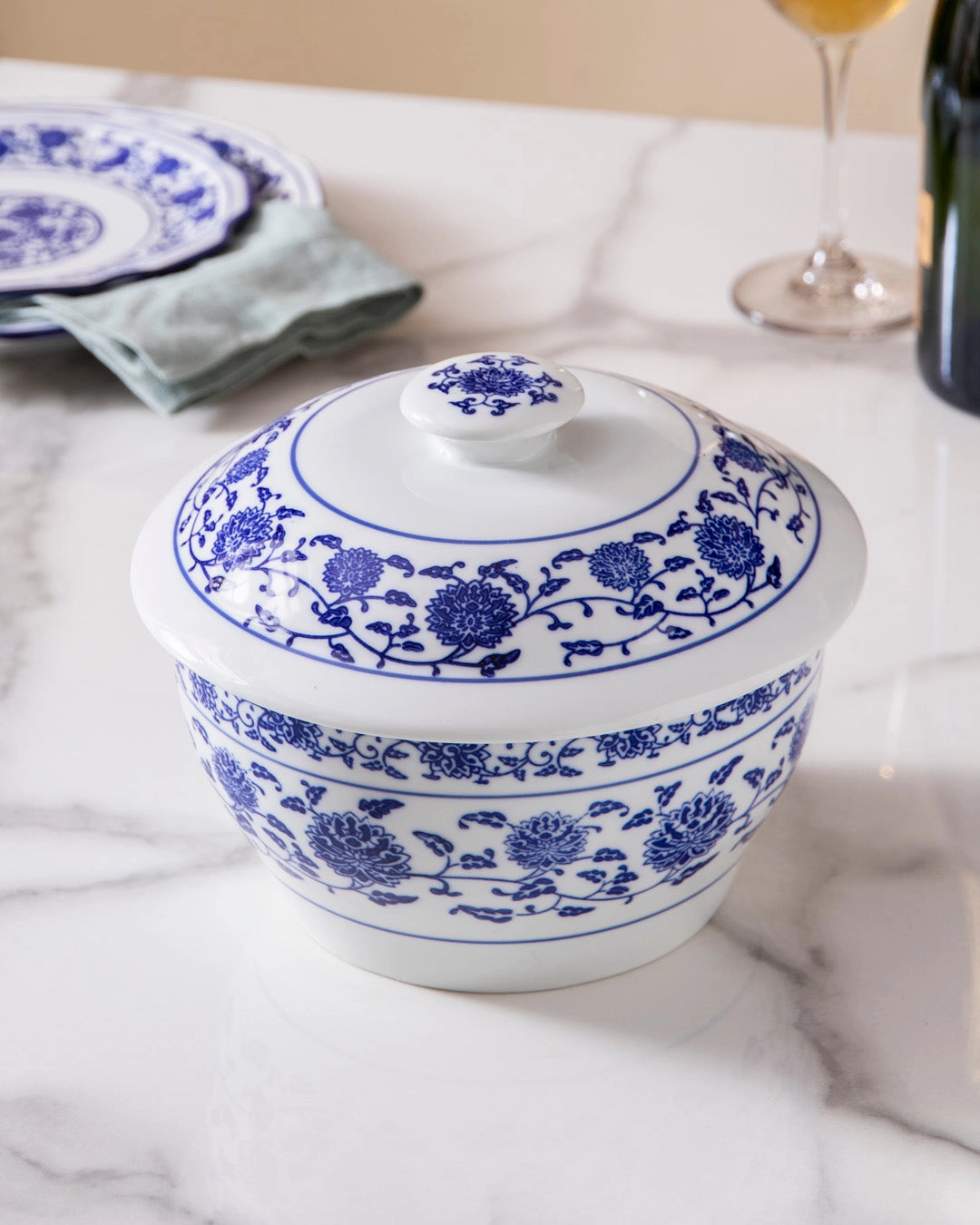 Vintage Blue & White Casserole With Lidmodern kitchen decor ,kitchen dinner set ,dinnerware 