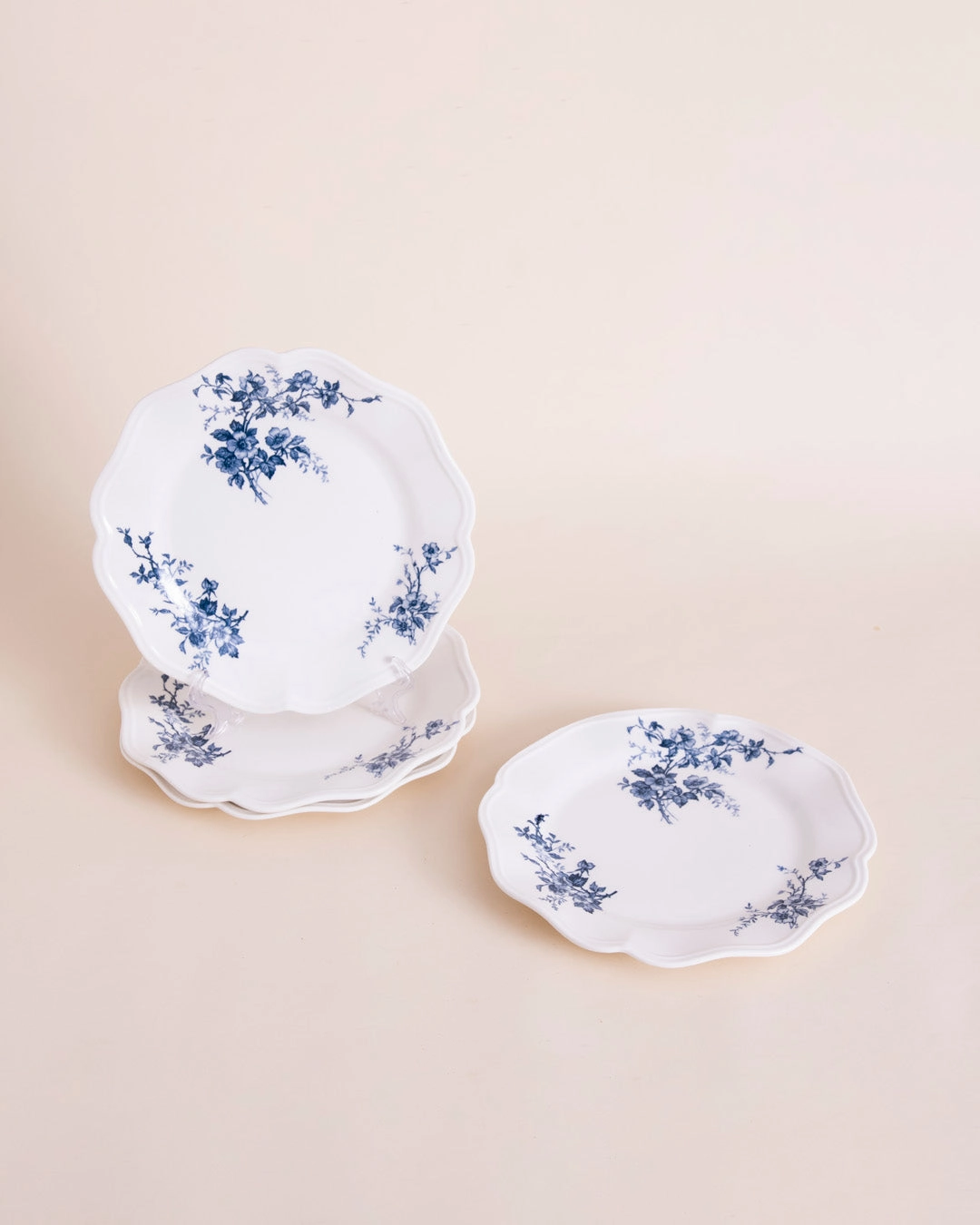 Vintage Blue Floral Scalloped Quarter Plate