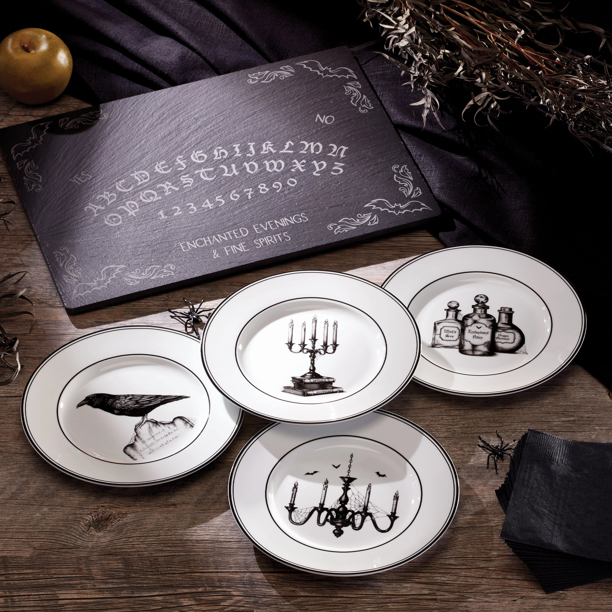 Vintage Halloween Dessert Plates - Set of 4