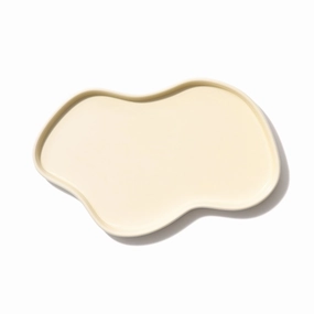 Wave Plate Ivoryhand-painted ceramic bowl
