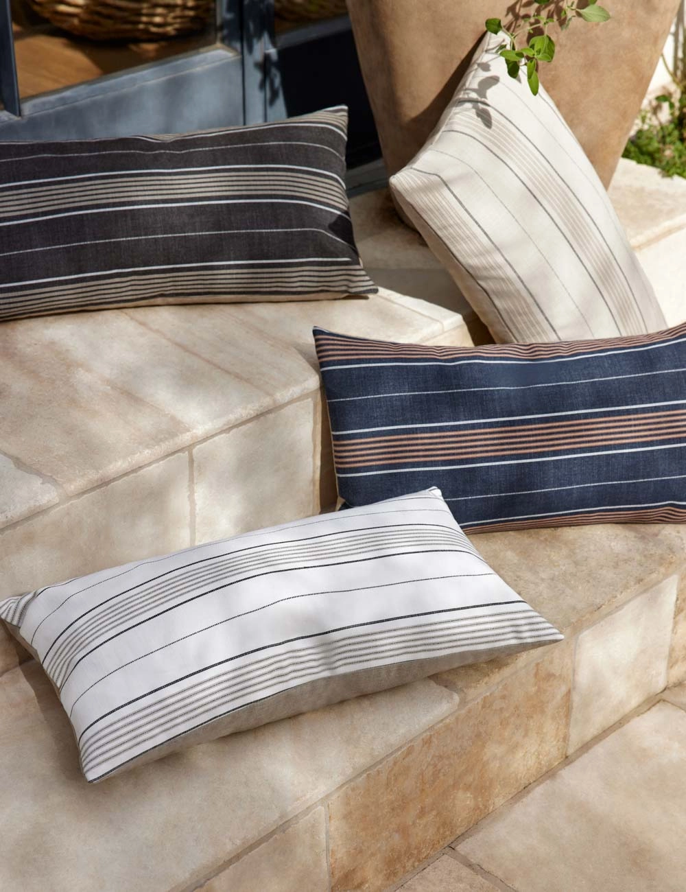Whitehaven Indoor / Outdoor Pillow
