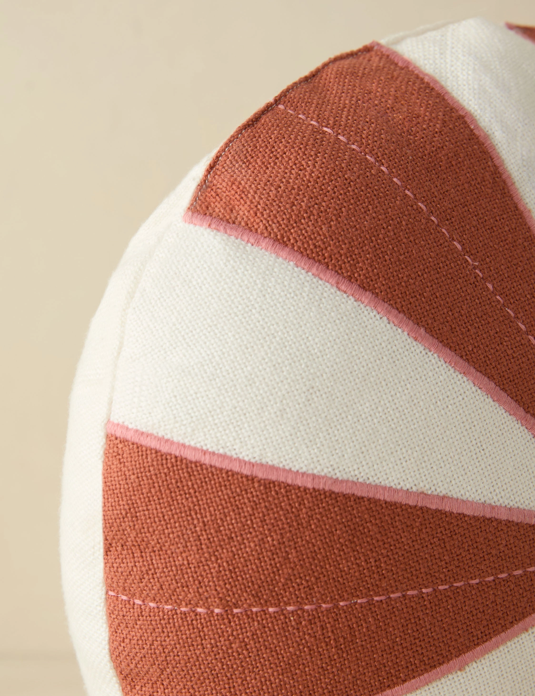 Wrenley Indoor / Outdoor Pillow
