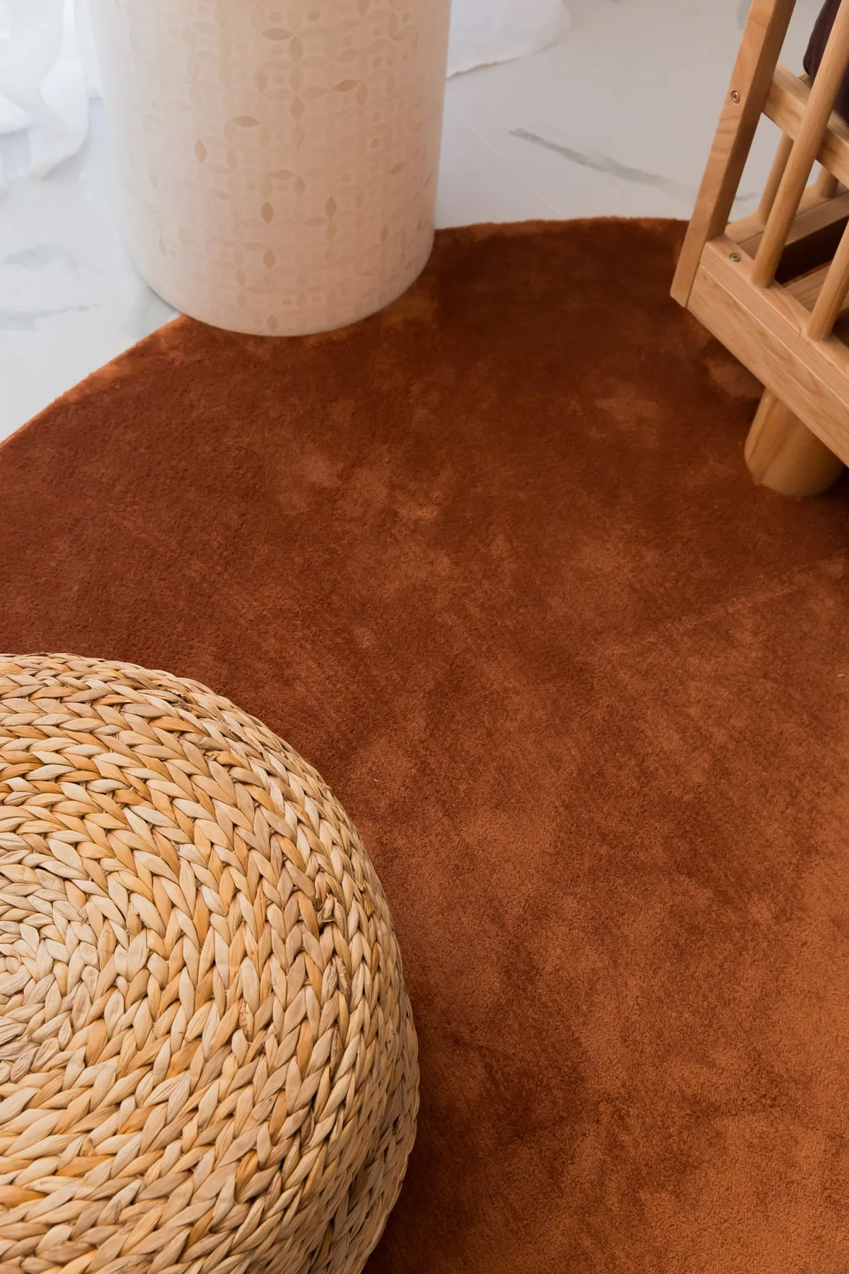 Yasha Terracotta Brown Irregular Round Washable Rug