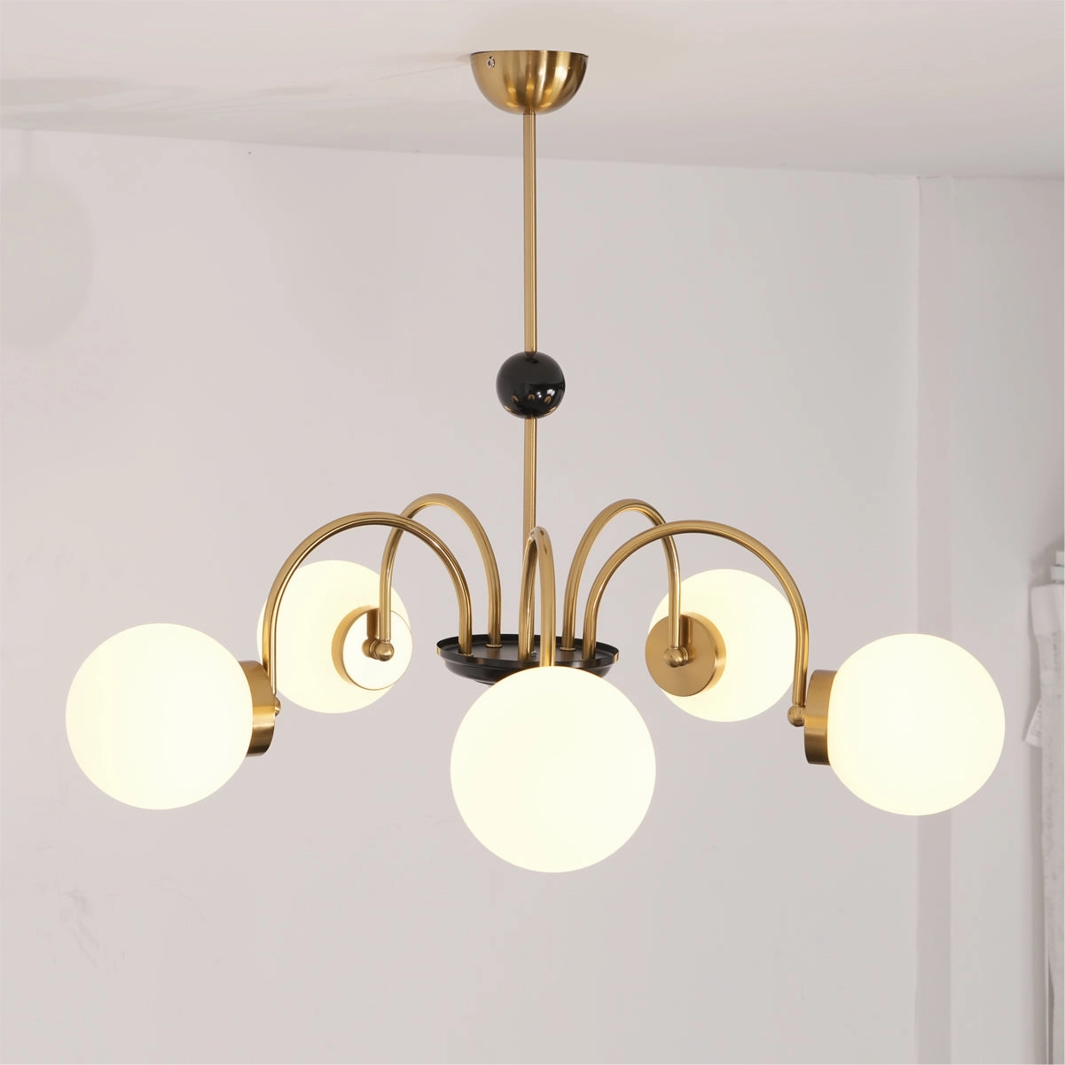 Yisu Chandelier
