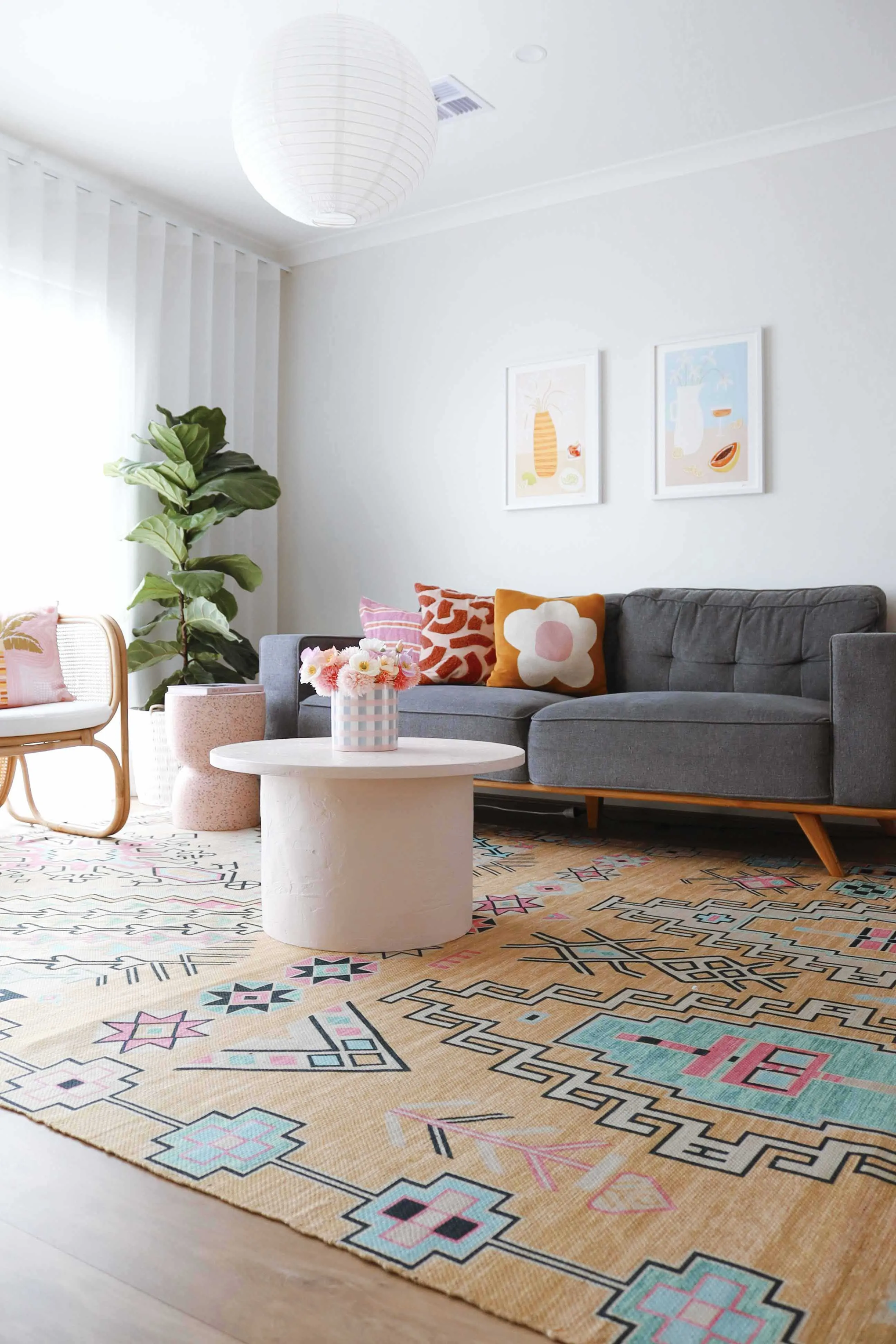 Zelda Cream Multi-Colour Abstract Tribal Indoor Outdoor Rug *NO RETURNS UNLESS FAULTY