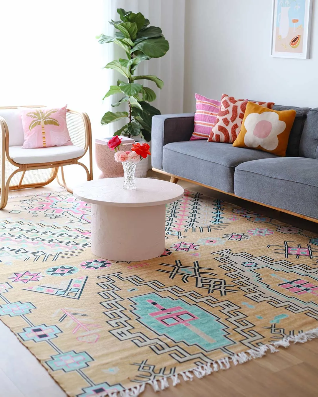 Zelda Cream Multi-Colour Abstract Tribal Indoor Outdoor Rug *NO RETURNS UNLESS FAULTY