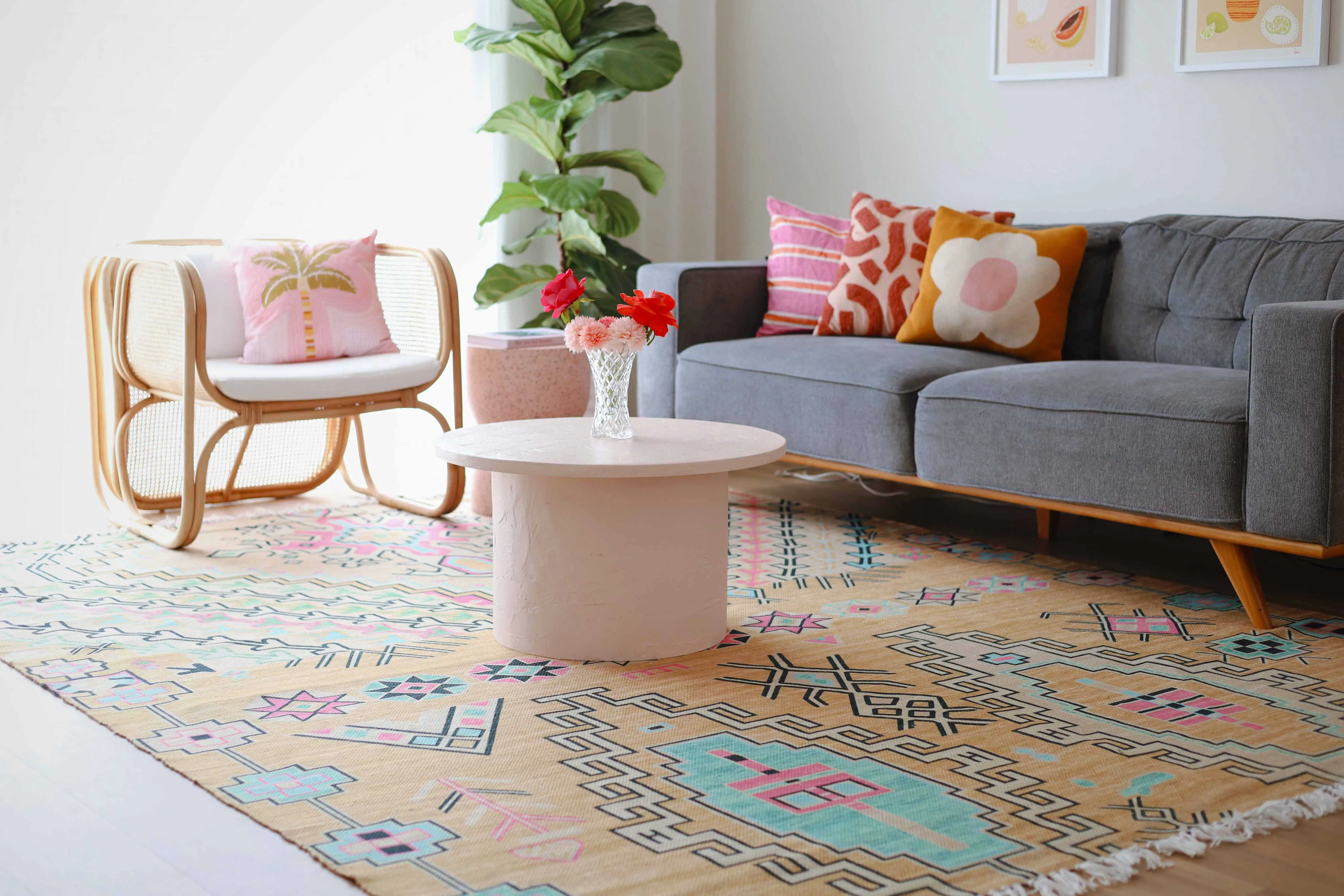 Zelda Cream Multi-Colour Abstract Tribal Indoor Outdoor Rug *NO RETURNS UNLESS FAULTY